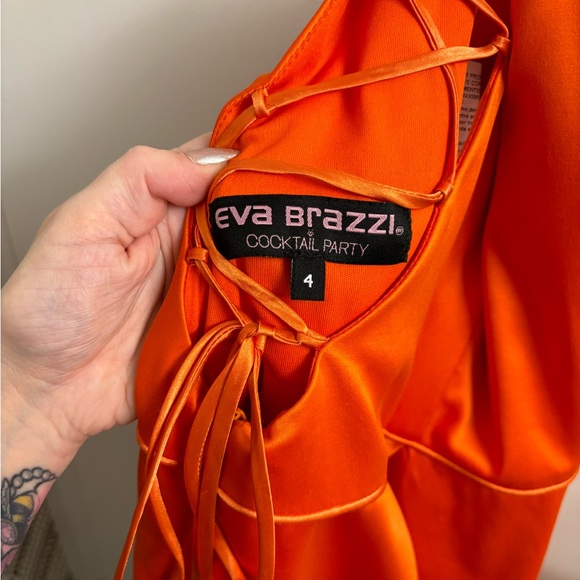 Eva Brazzi Coral/ Orange Satin Cocktail Dress - Picture 4 of 9